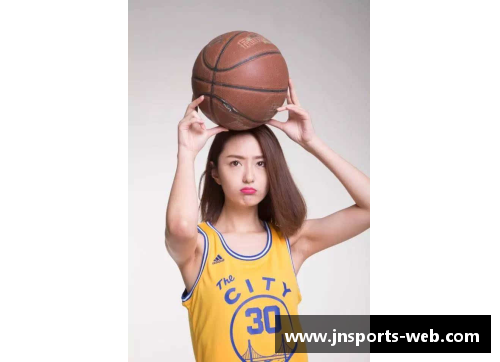 JN江南体育官方网站NBA美女记者：镜头下的专业风采与时尚魅力 - 副本